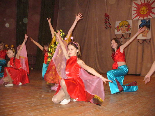 10:52 Состоялся районный фестиваль детских хореографических коллективов «Здравствуй, Мир!»